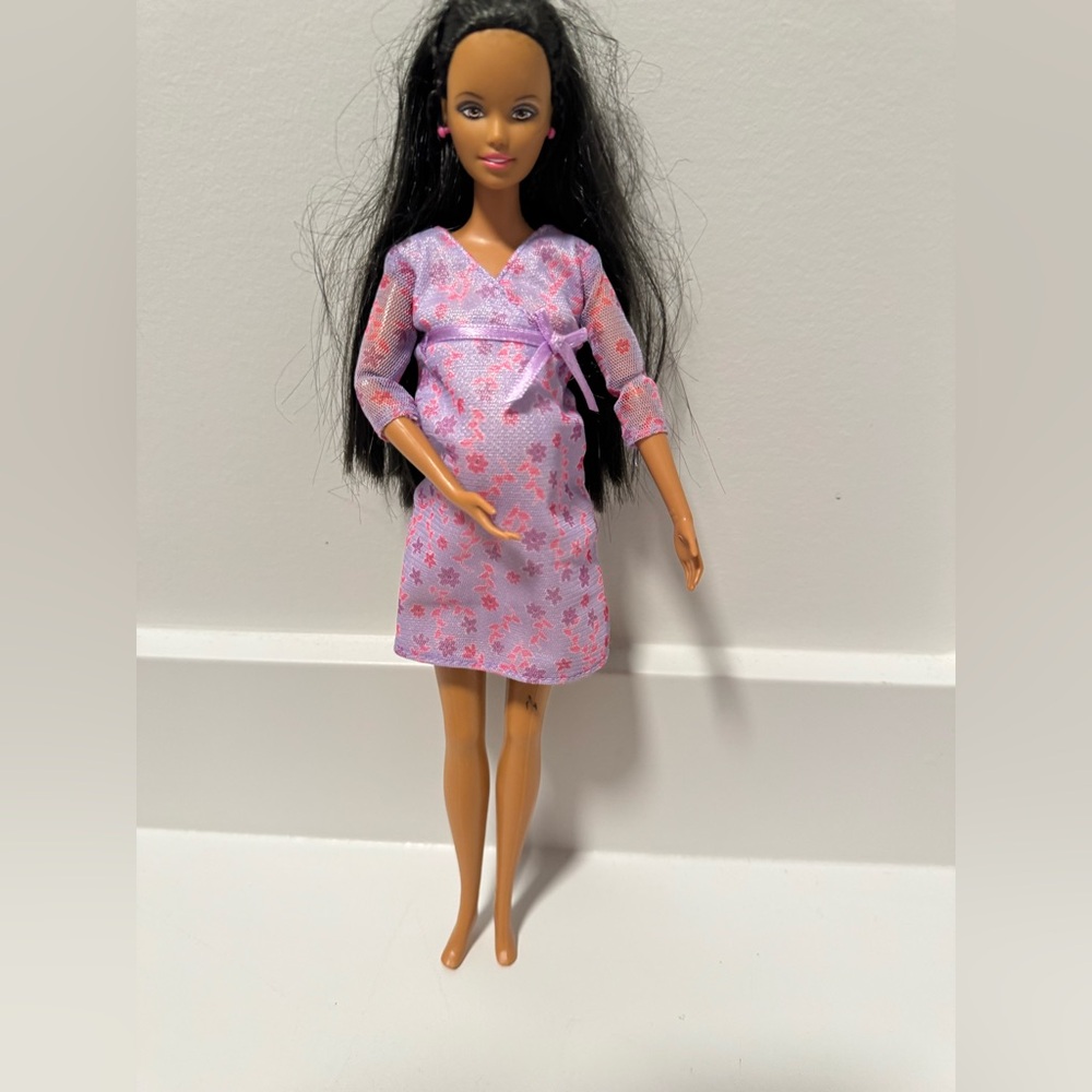 Pregnant AA Midge barbie